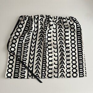 Marc Jacobs Large Duster Drawstring Travel Bag for shoes or purse; 25" w x 21" h